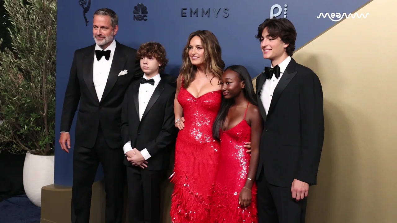 Mariska Hargitay Honors Late Mom Jayne Mansfield With Daughter at the Emmys