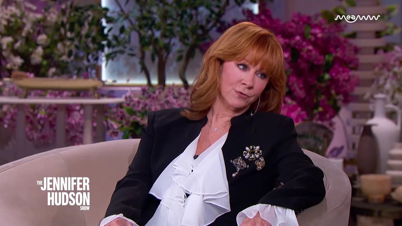 Reba McEntire Remembers Dolly Parton’s Kindness on the Set of Reba