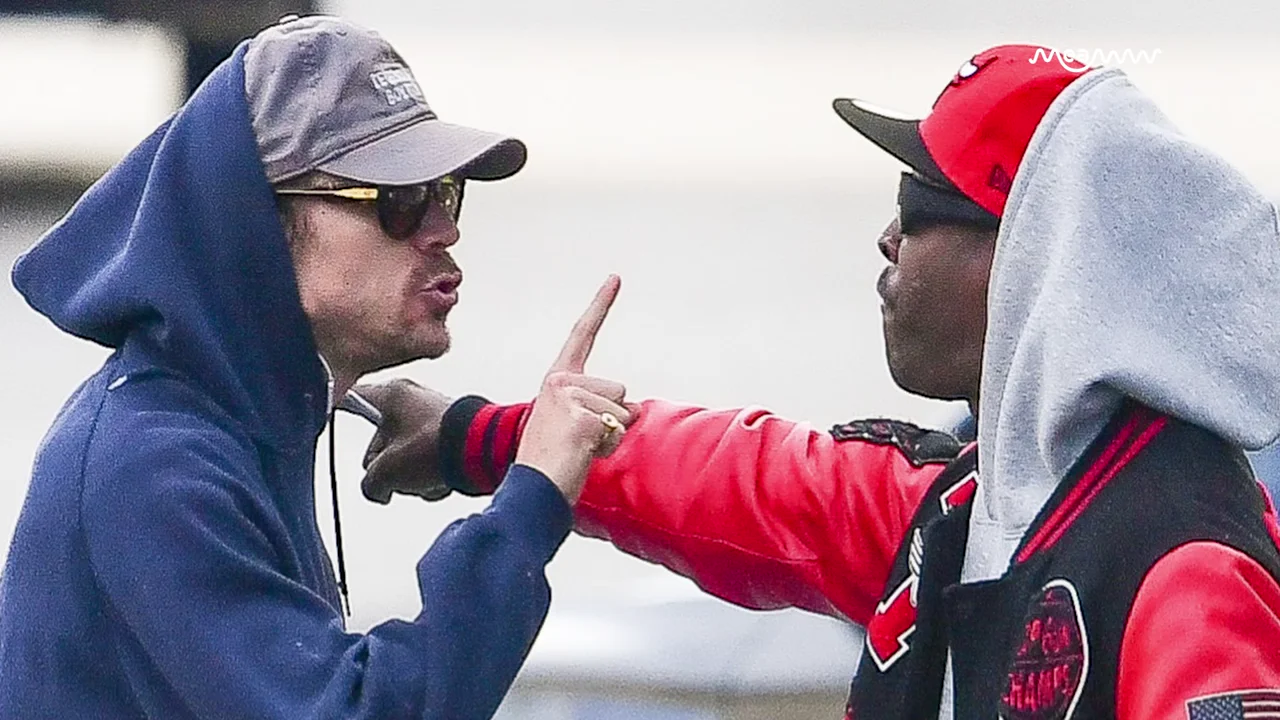 Harry Styles Has Heated Exchange With Autograph Seeker in NYC: Here’s What Actually Happened