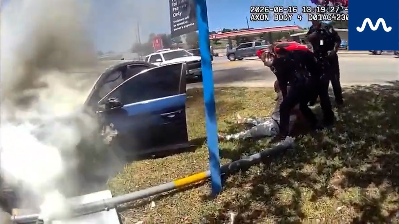 Bodycam Shows Deputies Rescue Theft Suspect From Burning Car
