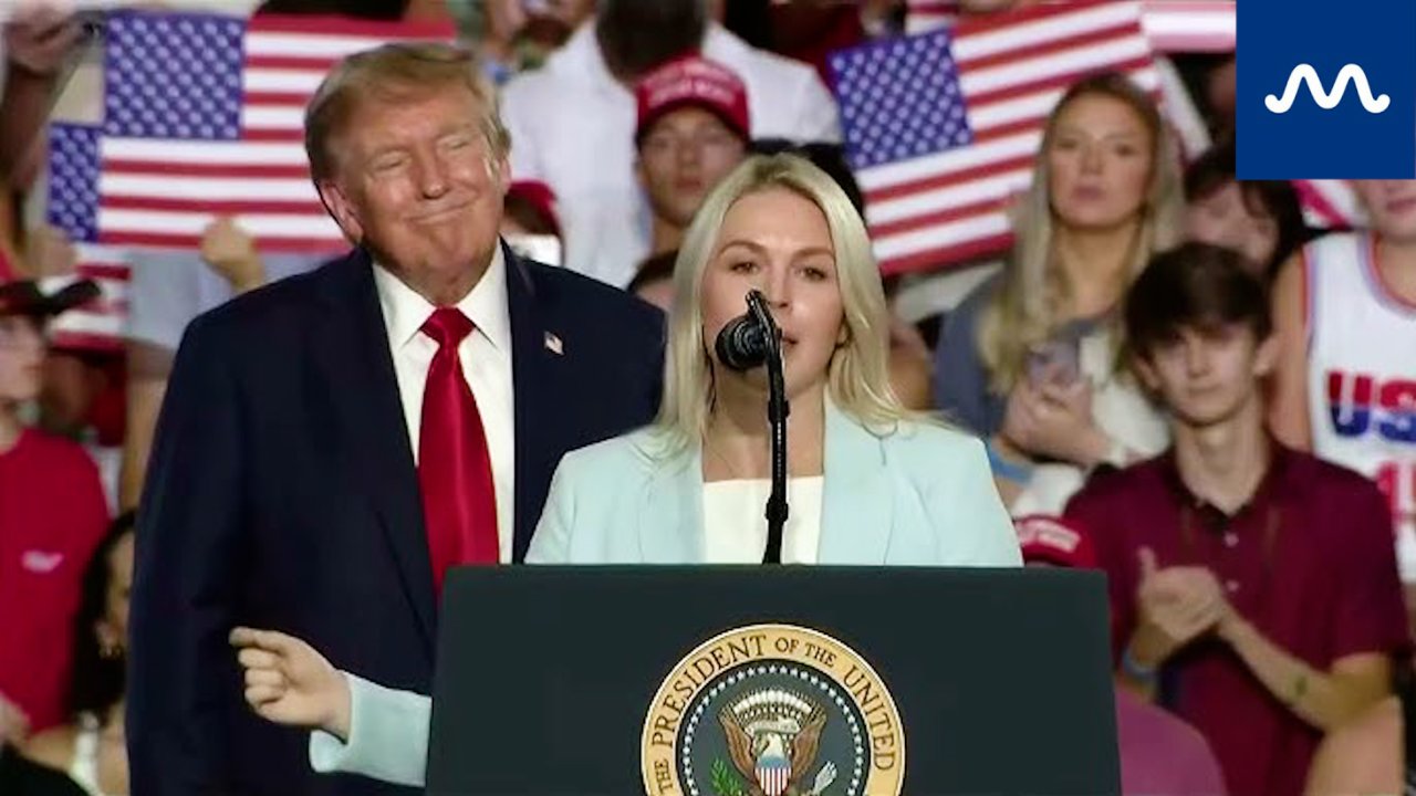 Trump Brings Karoline Leavitt Onstage In Emotional Farewell Moment