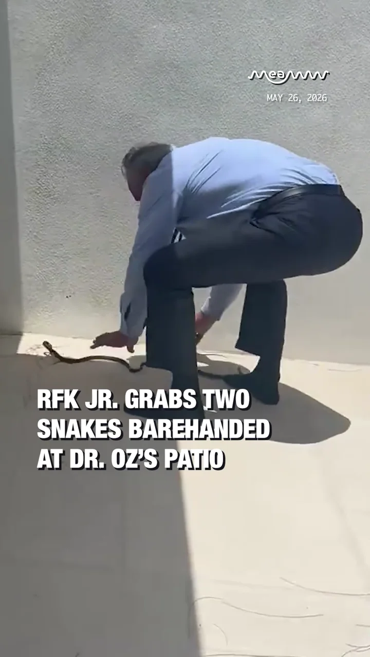 RFK Jr. Grabs Two Snakes Barehanded at Dr. Oz’s Patio