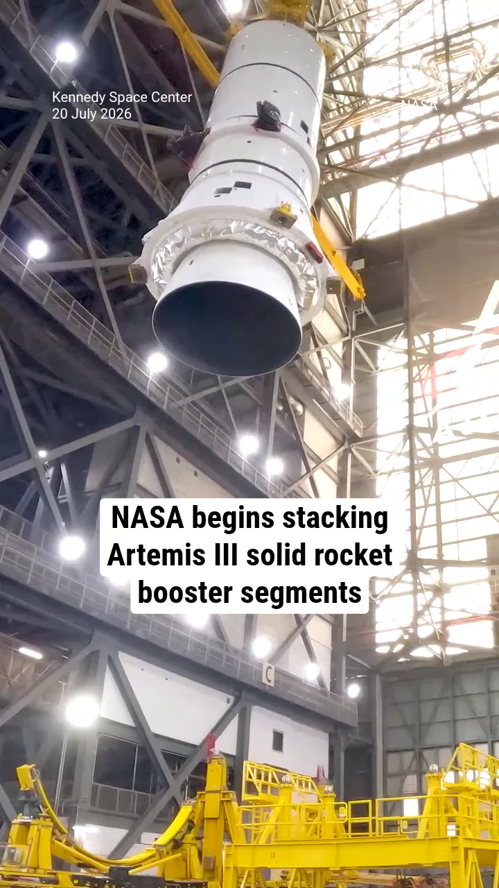 NASA begins stacking Artemis III solid rocket booster segments