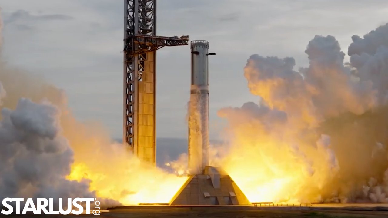 Starship Flight 15: SpaceX Booster 22 completes a full-duration 33-engine static fire